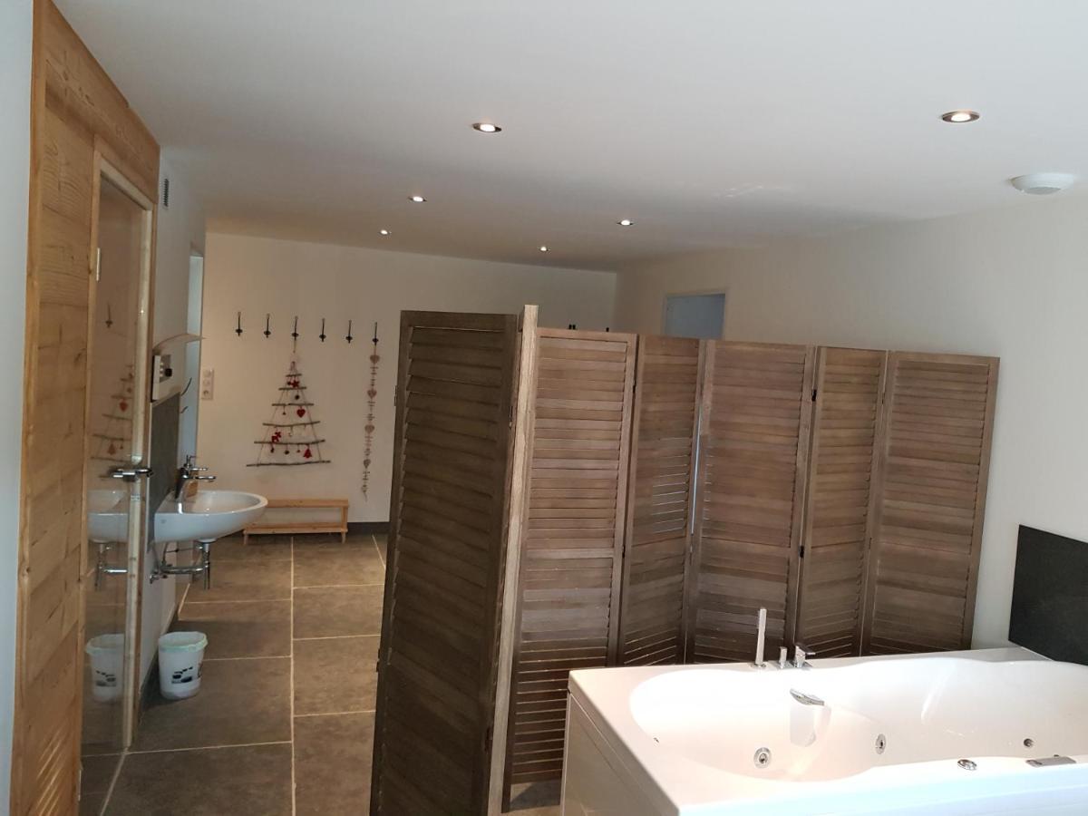 Appart Le Cerf 4 Etoiles 74M2 Cornimont Luaran gambar